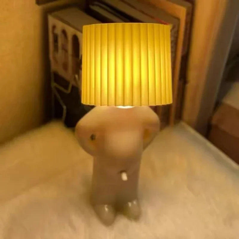 Creative Table Lamp Claeted Naughty Boy Unique LED Pleats Reading Lighting Bedroom Bedside Night Light Children's Gift Lamp