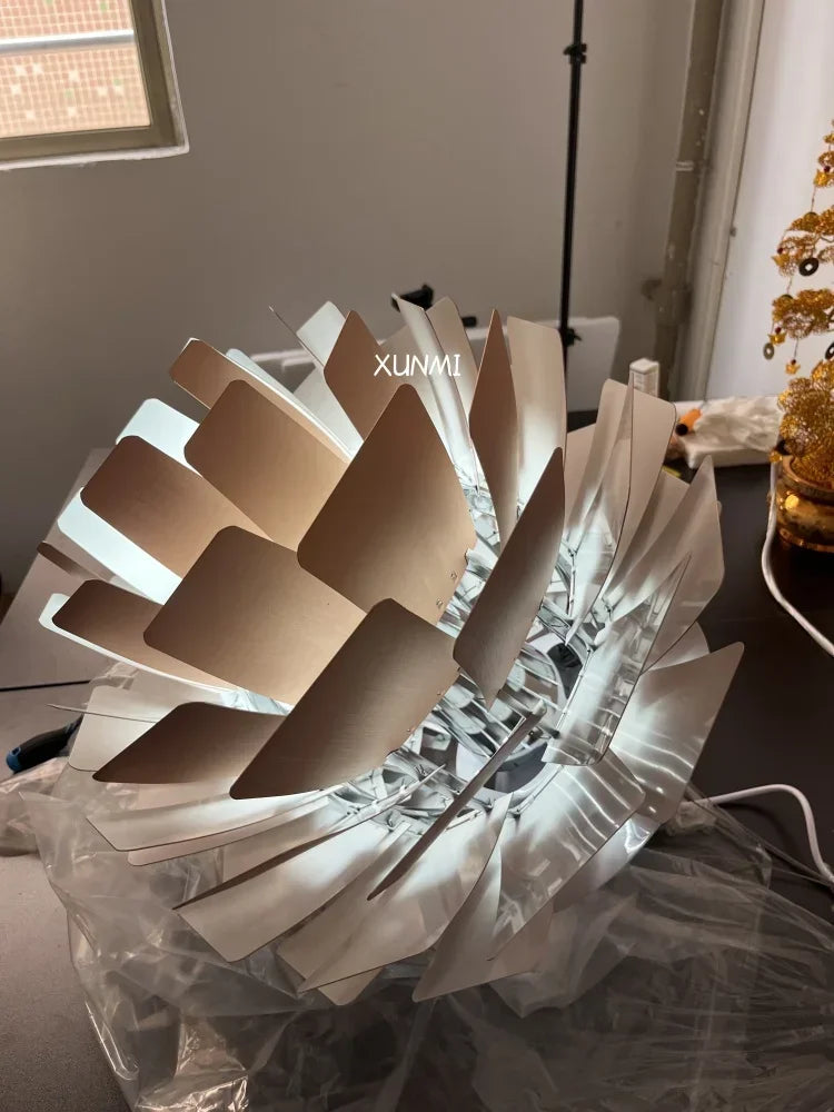 Nordic Designer Postmodern Simple Chiba Chandeliers Living Room Dining Room Creative Aluminum Pendant Light Home Decoration LED