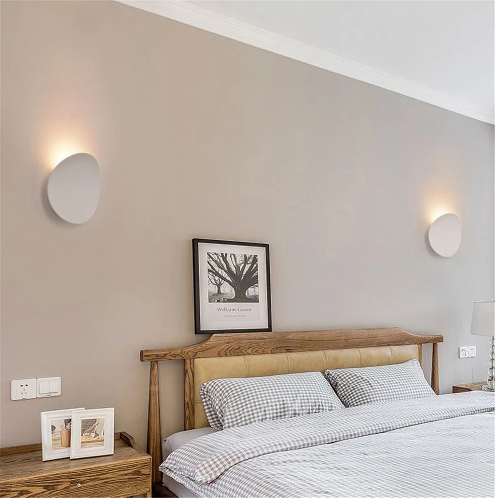 Modern Simple Aluminum Indoor LED Wall Lamp (Black/White/Gold) - Minimalist Decorative Sconce Light Fixture for Bedroom Bedside & Living Room
