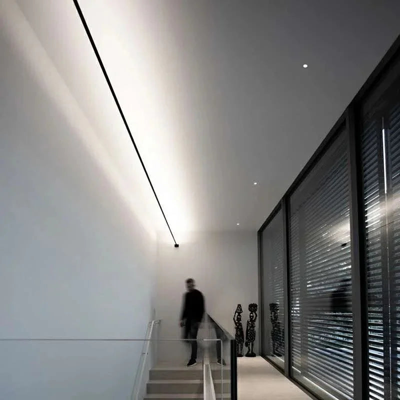 Modern Skyline LED Linear Wall Lamp - Black & White Strip Light Fixture