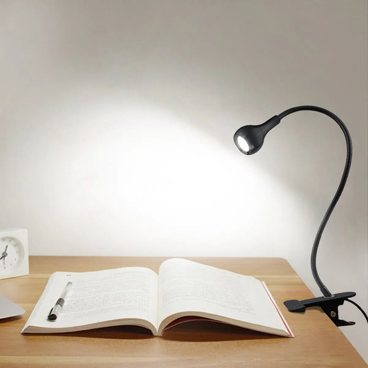 Book Reading LED Lamp Table Lights Bedside Lighting With Holder Clip Flexible Angle Adjustable 5V USB Powered Aluminum Alloy