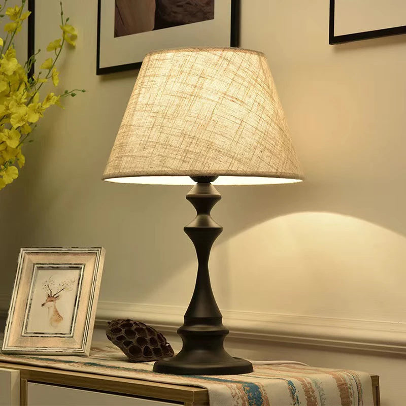 Creative Desk Light Nordic Retro Bedroom Bedside Table Lamp Dimmable Apartment Living Room Decoration Lamp LED Lighting 2025 New