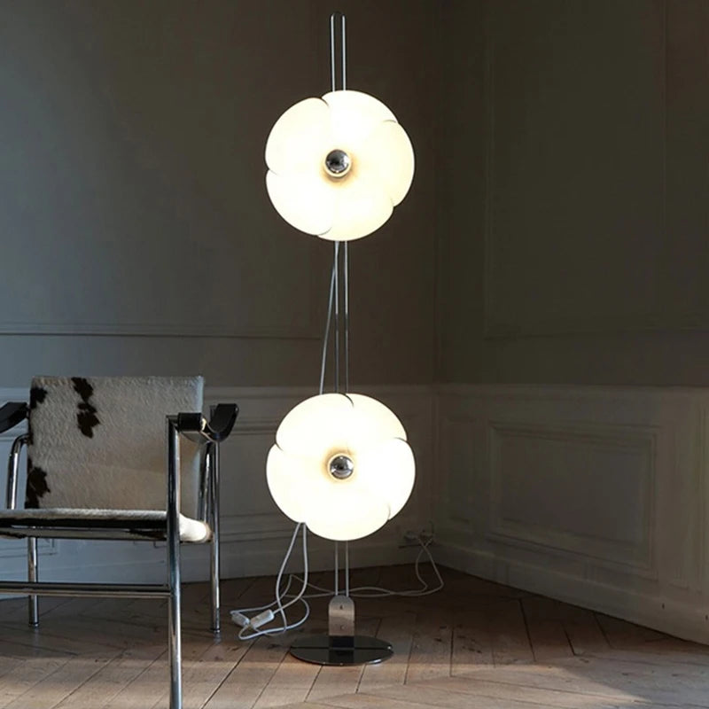 Nordic Retro Petal Floor Lamp luxury Modern Family Living Room Bedroom LED Creativity Decorative Standing Light