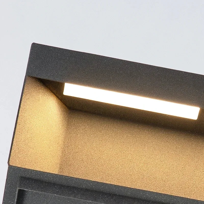 Modern 2025 LED Courtyard Light Outdoor Pillar Top Waterproof Street Light Fence Cap Door Post Landscape Facade