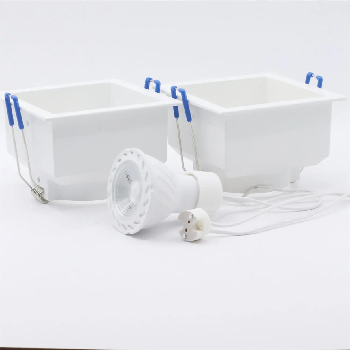 High Quality LED Eyeball Casing Downlight Ceiling Light Fixture Zinc Alloy Ceiling Spotlight Frame White Square Head