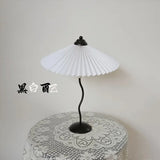 Table Lamp Ins Retro Pleated Umbrella Nordic Medieval Korean Master Bedroom Bedside Lamp Swing Iron Art Drop Shipping