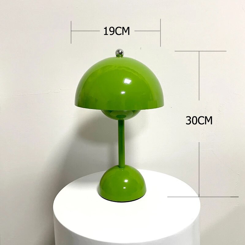 Table Lamp Bud Light Nordic Simple Creative LED Study Desk Lights Bedroom Bedside Home Decor Night Lamps Macarone Mushroom Light