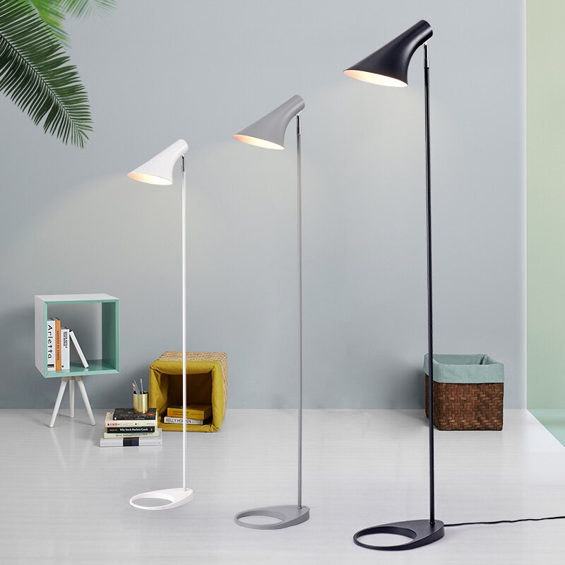 Nordic Minimalist Creative Industrial Style Floor Lamp Living Room Bedroom Bedside Adjustable Floor Lamp LED Decorative Lamps