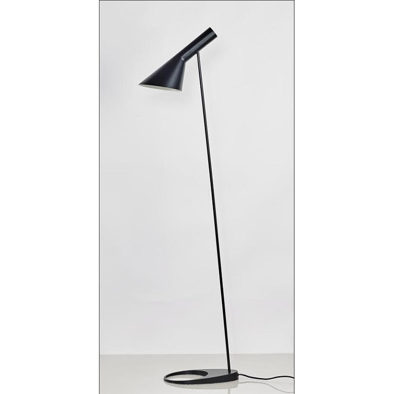 Nordic Minimalist Creative Industrial Style Floor Lamp Living Room Bedroom Bedside Adjustable Floor Lamp LED Decorative Lamps