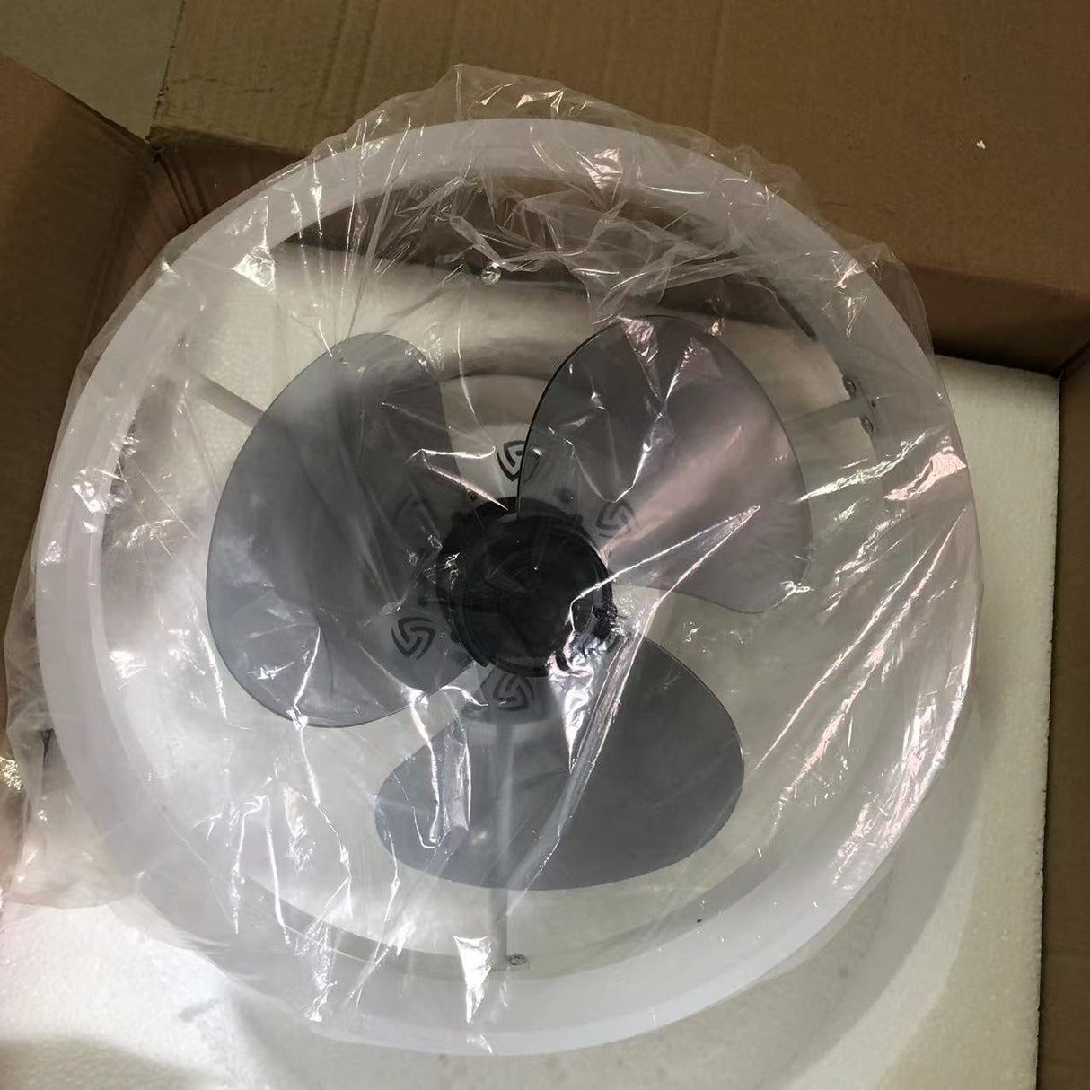 Nordic simple creative ceiling fan lamp invisible bedroom dining room ceiling fan with light for home Ventilador De Techo