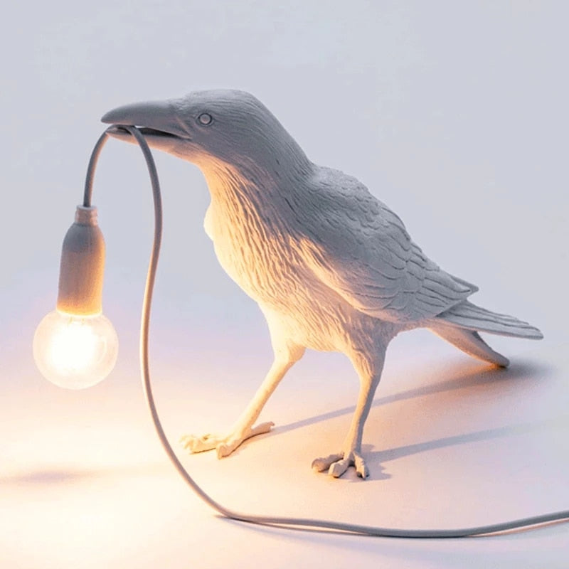 Lucky Bird Crow Wall Lamp Resin Table Lamp Bird Night Light for Bedroom Bedside Living Room Wall Lamp Home Decoration