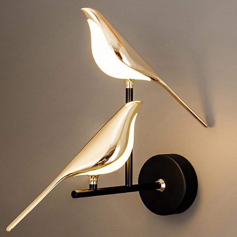 LED Golden Bird Wall Lamp Parlor Bar Bedside Hanging Light Novelty Rotatable Wall Lamp Bedroom Bedside Indoor Sconce