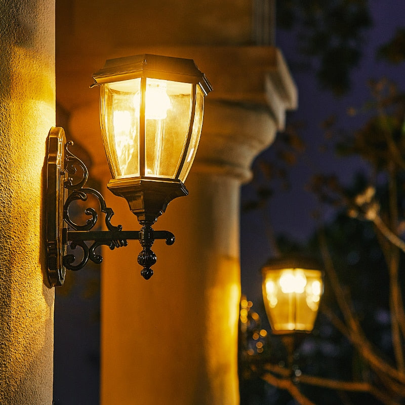 European Style Retro Outdoor Wall Light Solar LED Vintage Balcony Lamp Garden Decoration Waterproof IP55 Porch Sconce