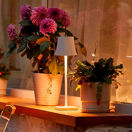  Waterproof Table Lamp USB Power Wireless Desk Light Aluminum Alloy Luxury Modern Bedroom Decors Hotel Restaurant Bar