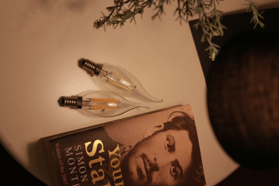 LED Filament Bulb E27 Retro Edison Lamp 220V E14 Vintage Candle Light Globe Chandelier Lighting COB Home Decors Light