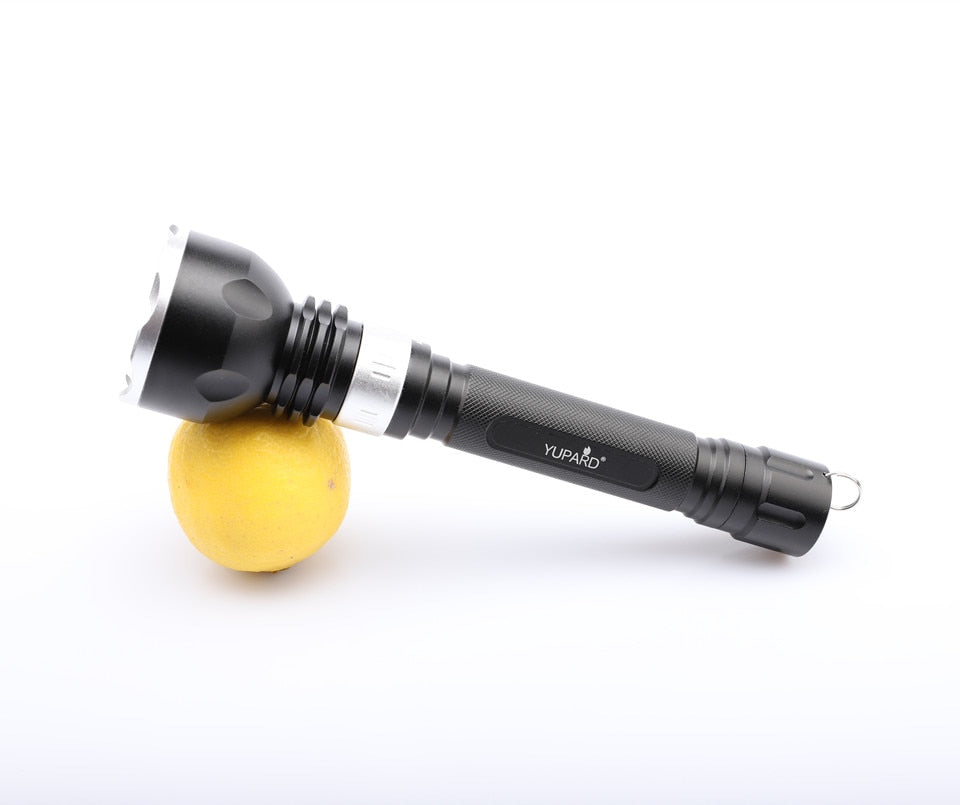 LED waterproof underwater diver diving yellow light T6 LED flashlight white light yellow light torch 18650 battery