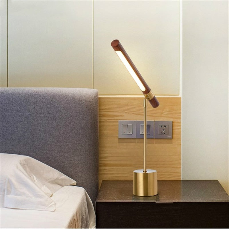 Modern LED Wood Grain Table Lamp Creative Nordic Bedroom Study Computer Table Bedside Copper Lamp Luxury Model Room Home Decoration
