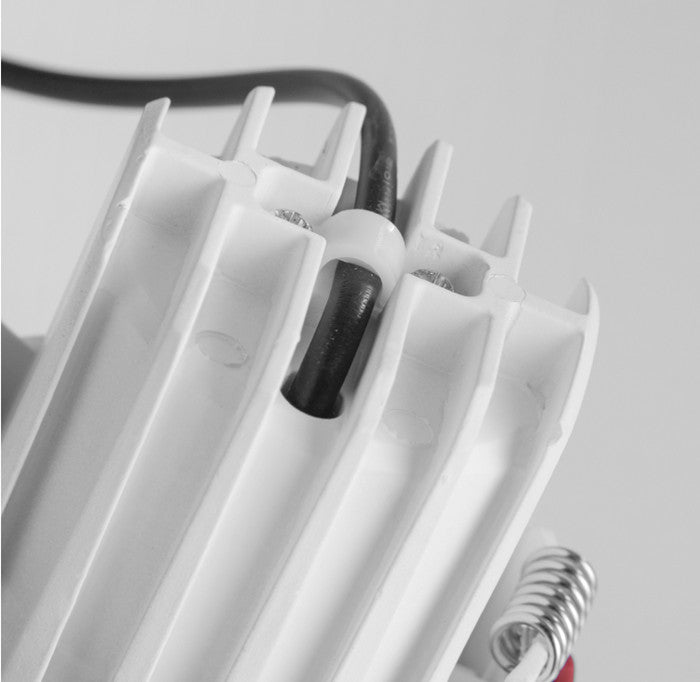 Dimmable Round Angle Adjustable Anti Glare Recessed LED Downlight 7W 12W 15W 20W 85-265V COB Ceiling Living Room Indoor Lighting